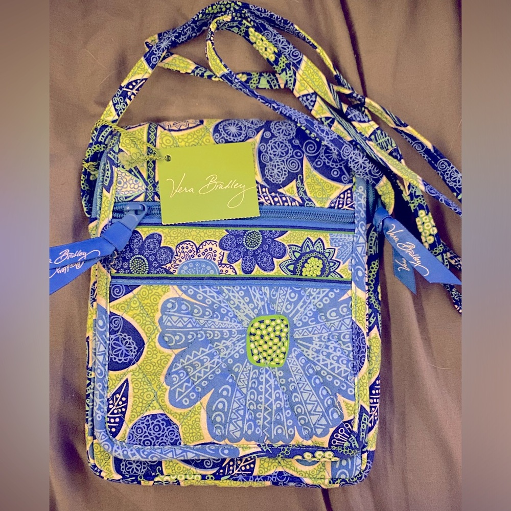NWT  Vera Bradley  Crossbody Mini Hipster Doodle Daisy